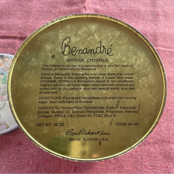 Benandré | Collectible Persian Art Tin Can - Picture 7 of 10